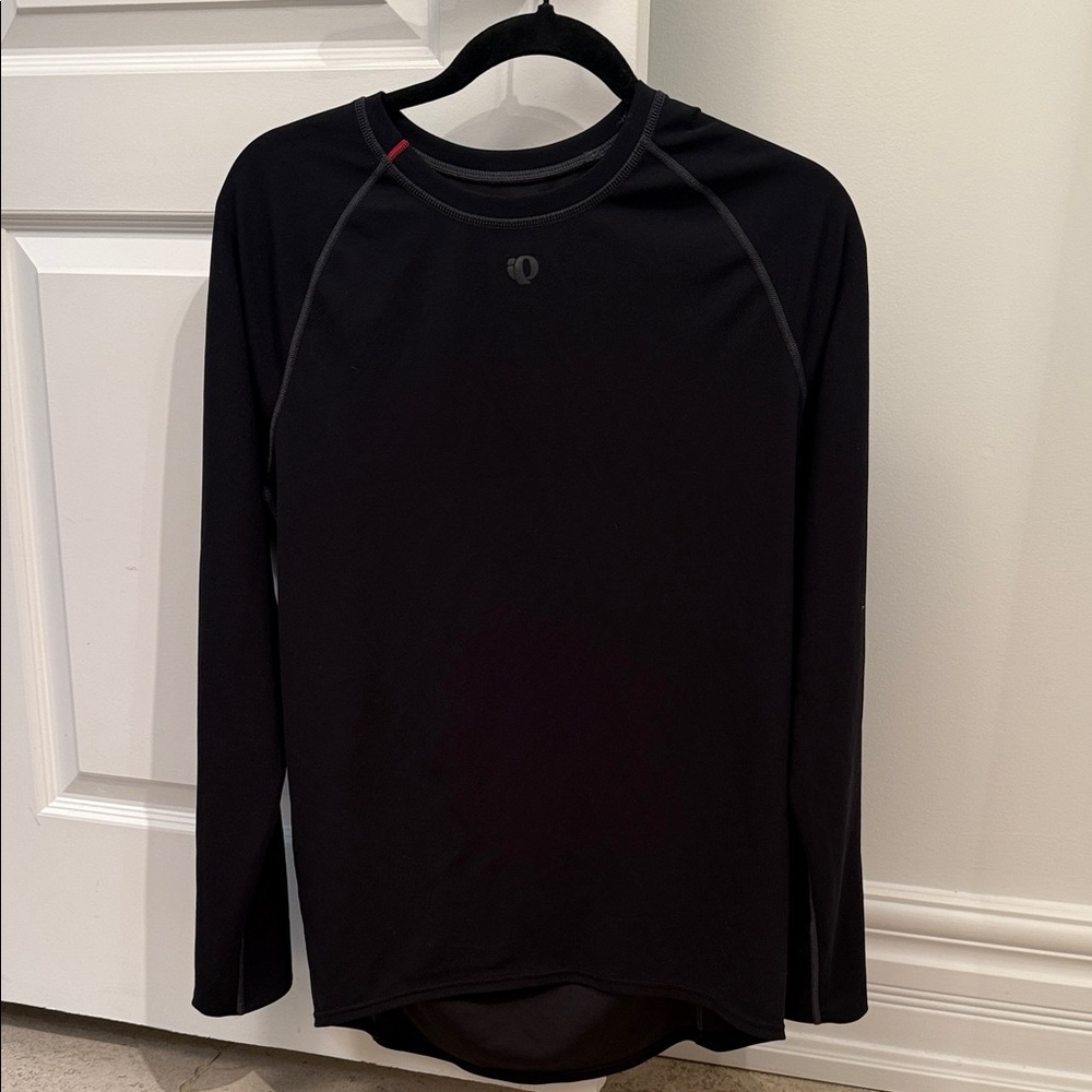 Pearl Izumi Black Long Sleeve Shirt with Red Accent